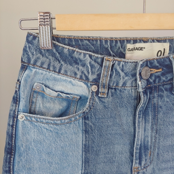Garage Two-Tone High Rise Mom Jeans Size 1 - Picture 9 of 16